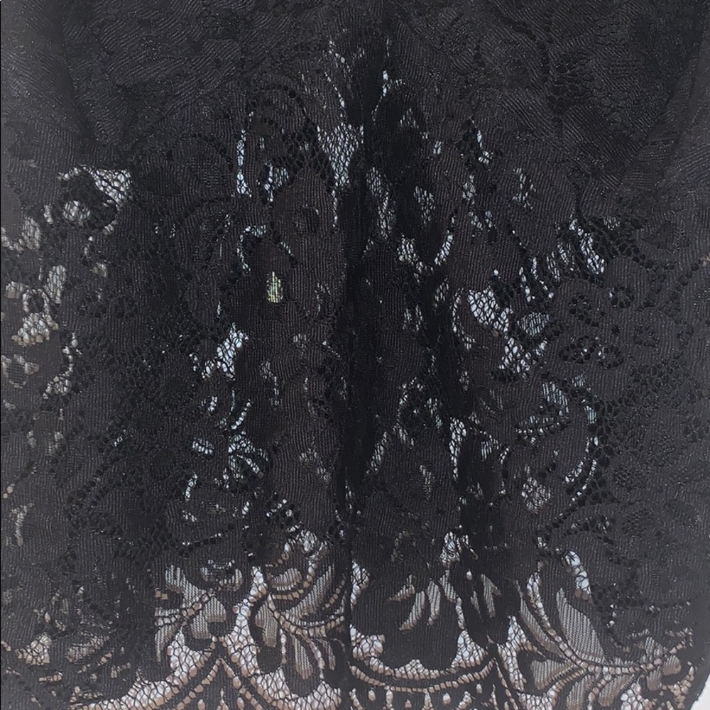 Lace cami - Picture 3 of 7